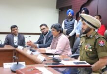 ਰਾਸ਼ਟਰੀ ਮਹਿਲਾ ਕਮਿਸ਼ਨ ਦੇ ਚੇਅਰਪਰਸਨ ਵੱਲੋਂ ਔਰਤਾਂ ਦੀਆਂ ਸ਼ਿਕਾਇਤਾਂ ਬਾਰੇ 7 ਜ਼ਿਲਿਆਂ ਦੇ ਪੁਲਿਸ ਅਧਿਕਾਰੀਆਂ ਨਾਲ ਮੀਟਿੰਗ