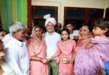 राहुल गांधी का सादगी भरा अंदाज: हरियाणा में किसान संजय मलिक की बेटी की शादी में पहुंचे, नवविवाहित दंपत्ति को दिया आशीर्वाद