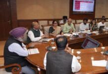 पंजाब में पेंशन व्यवस्था बना सियासी मुद्दा: वित्त मंत्री हरपाल सिंह चीमा ने बैंकों को दी कड़ी चेतावनी, विपक्ष ने उठाए सवाल