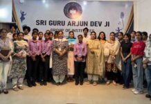 मदर्स डे हमें मां व बुजुर्गों के प्रेम, त्याग व सम्मान का संदेश देता है — राधिका चुग