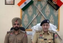 इस्लामाबाद पुलिस द्वारा 1 किलो 145 ग्राम हेरोइन, 64000/- ड्रग मनी सहित 4 दोषी गिरफ्तार।