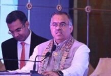 चुनाव आयोग पर सवाल खड़े करना लोकतंत्र को तोड़ने की साजिश: तरुण चुग