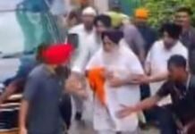 Sukhbir Singh Badal Injured in Knife Attack at Nanded Gurdwara, Attacker Detained
