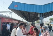 मोगा- कोटकपूरा रेलवे स्टेशनों पर टिकट चेकिंग 200 रेल यात्रियों से वसूला 112400 रुपए जुर्माना